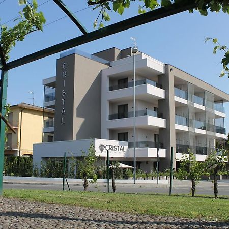 Hotel Cristal Сирмионе Екстериор снимка