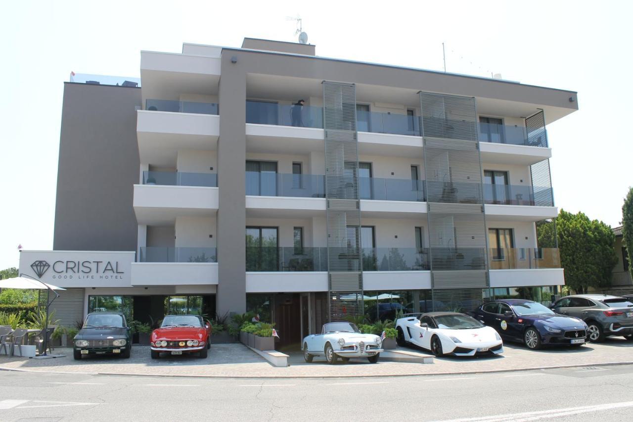 Hotel Cristal Сирмионе Екстериор снимка